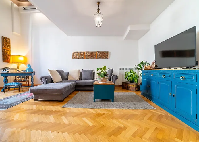 Natoli Apartments